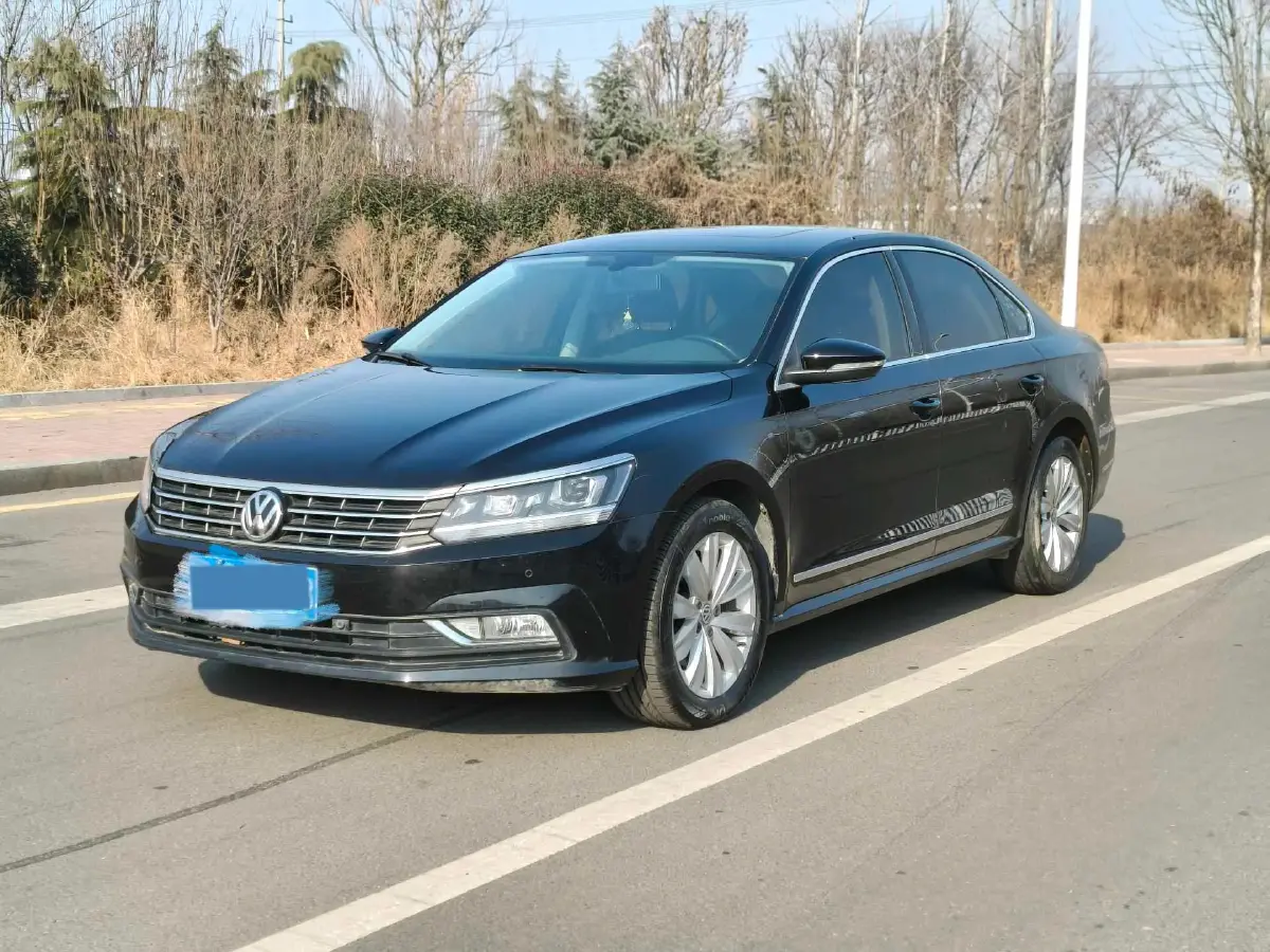 2017 Volkswagen Passat 1.8T 180HP L4 7DCT