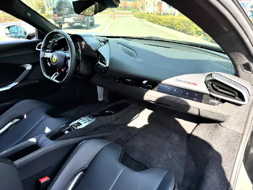 2021 Ferrari 296 3.0T 663HP V6 8DCT PHEV 7.45KWH,autocango,china used car exporter,china ev exporter,chinese used car exporter,chinese used ev exporter