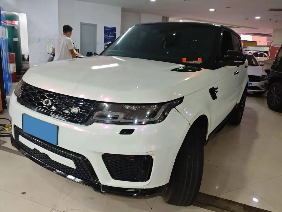 2018 Land Rover Range Rover Sport 2.0T 300HP L4 8AT PHEV 13.1KWH