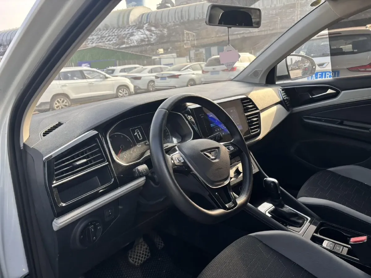 2022 Jetta VS7 1.4T 150HP L4 6AT,autocango,china used car exporter,china ev exporter,chinese used car exporter,chinese used ev exporter