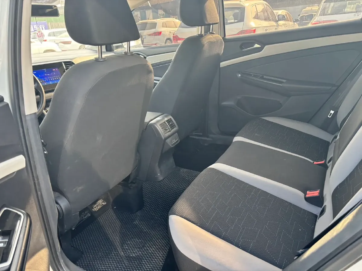 2022 Jetta VS7 1.4T 150HP L4 6AT,autocango,china used car exporter,china ev exporter,chinese used car exporter,chinese used ev exporter