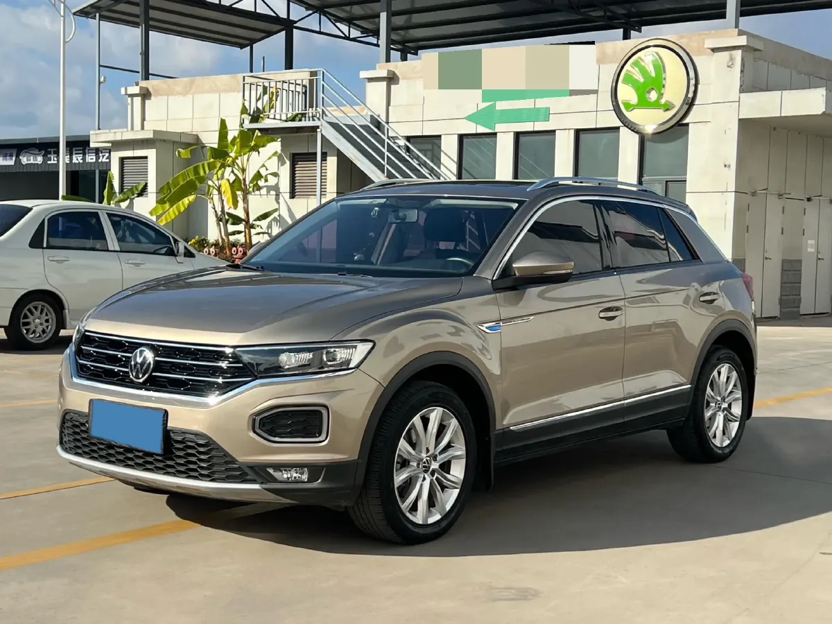 2021 Volkswagen T-Roc 1.4T 150HP L4 7DCT,autocango,china used car exporter,china ev exporter,chinese used car exporter,chinese used ev exporter