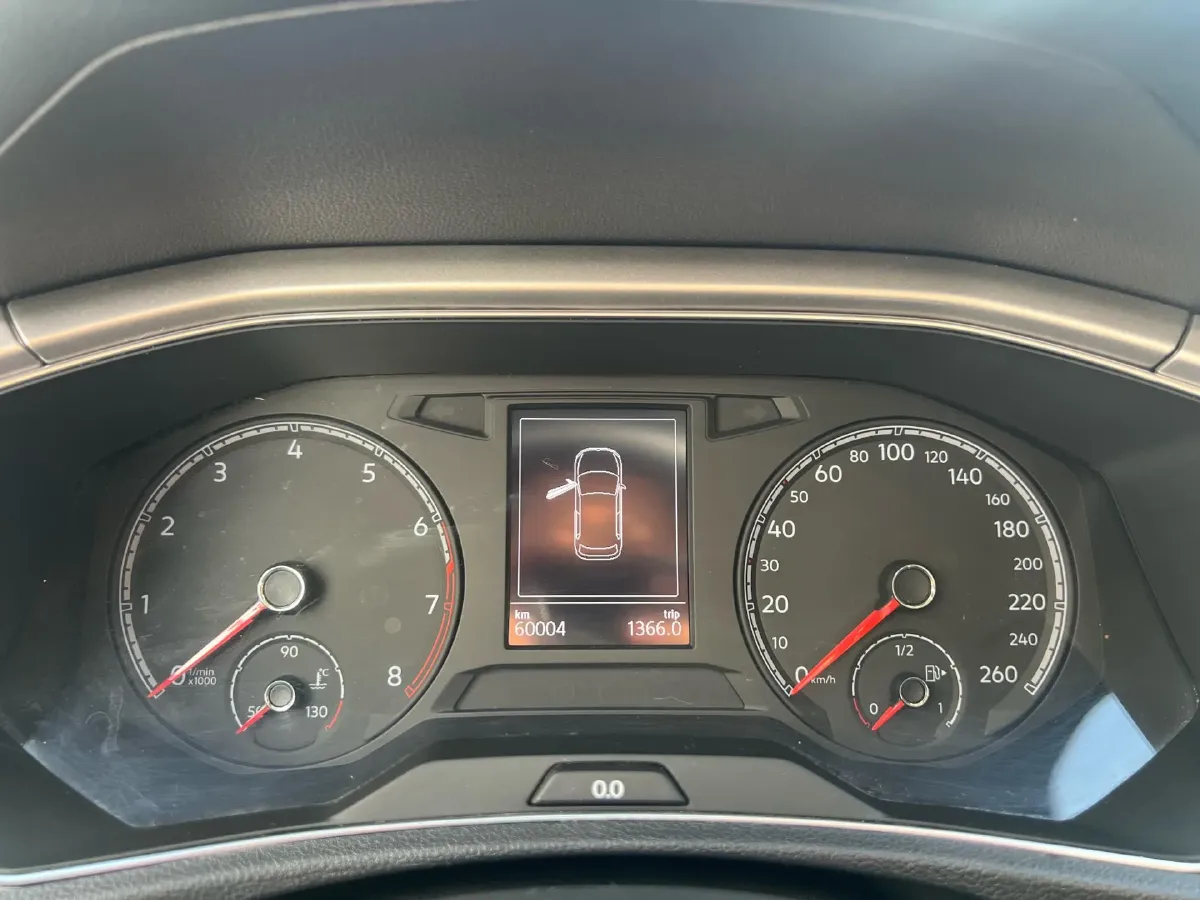 2021 Volkswagen T-Roc 1.4T 150HP L4 7DCT,autocango,china used car exporter,china ev exporter,chinese used car exporter,chinese used ev exporter