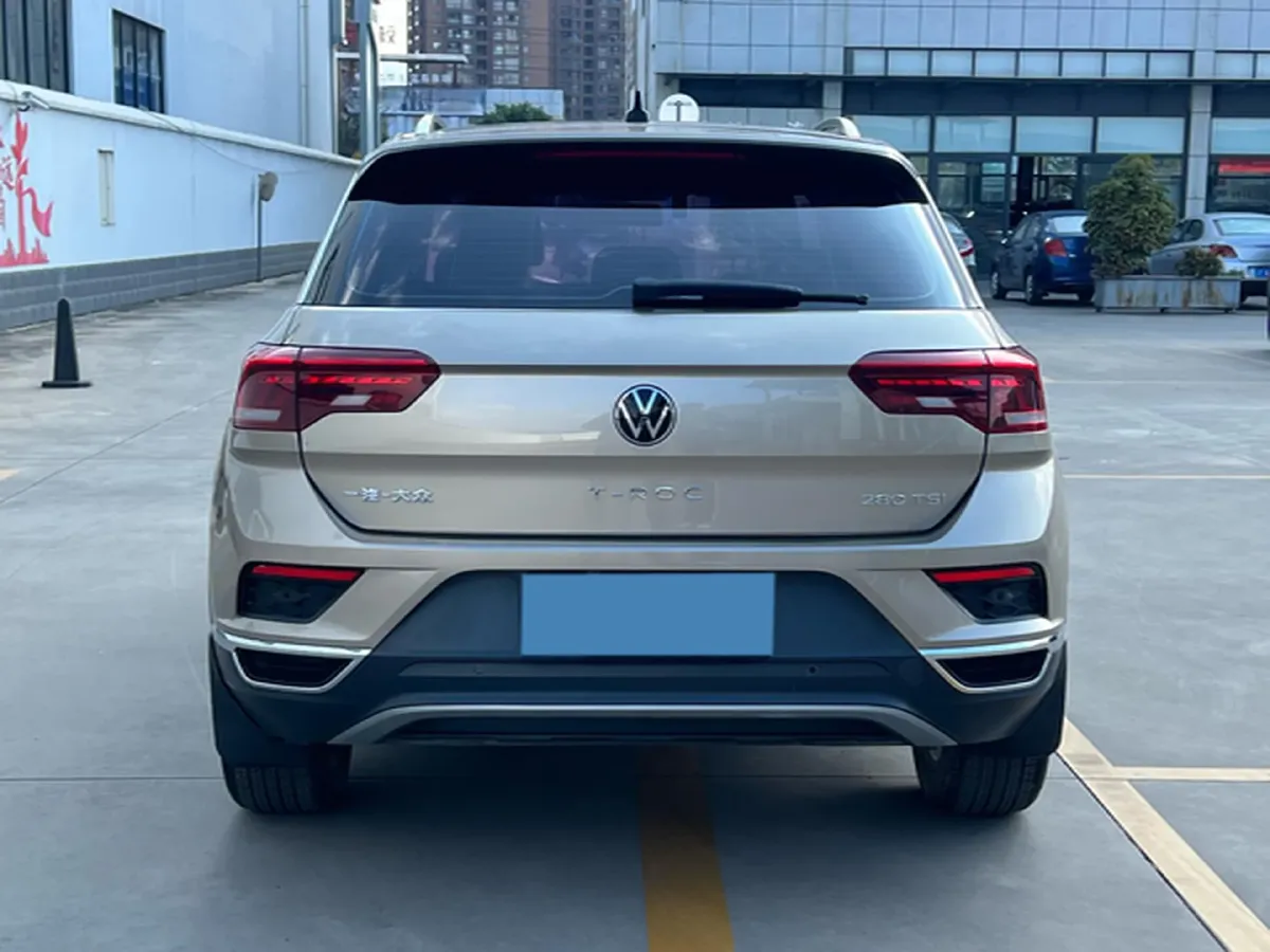 2021 Volkswagen T-Roc 1.4T 150HP L4 7DCT,autocango,china used car exporter,china ev exporter,chinese used car exporter,chinese used ev exporter