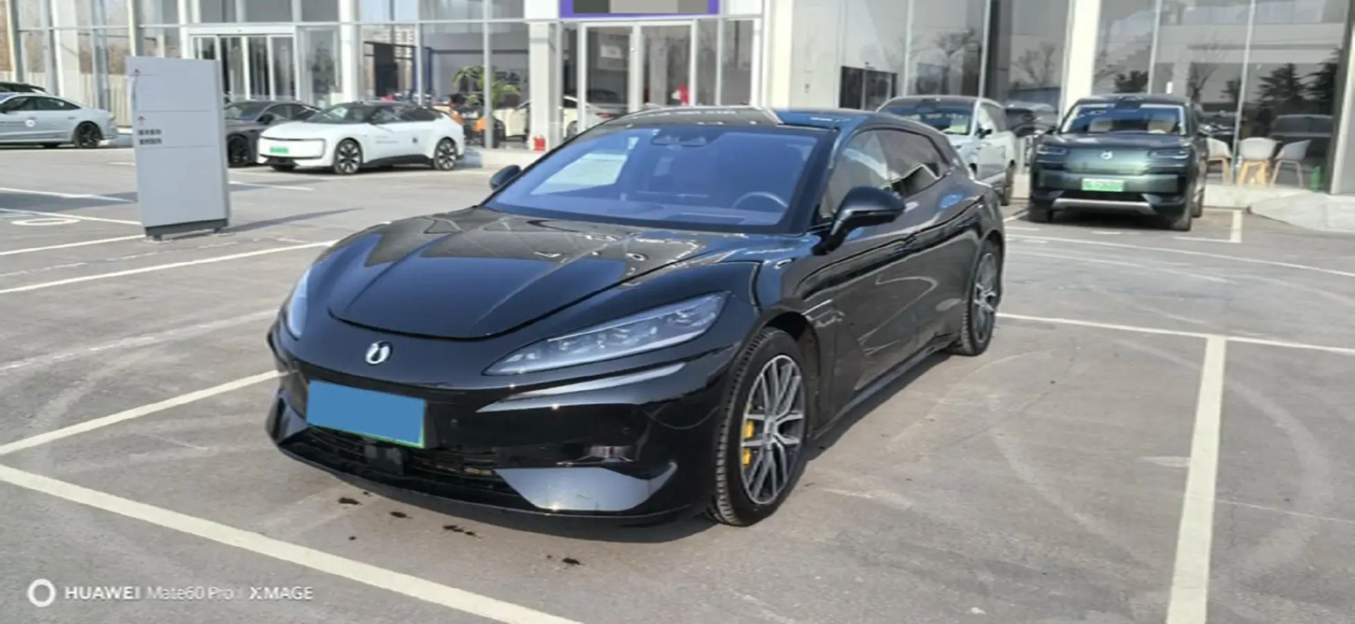 2024 Denza DenzaZ9GT 2.0T 207HP L4 E-CVT PHEV 38.5KWH