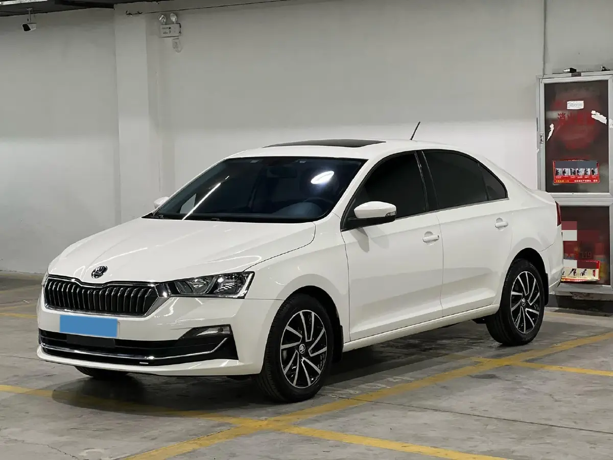 2022 Skoda Rapid 1.5L 112HP L4 6AT