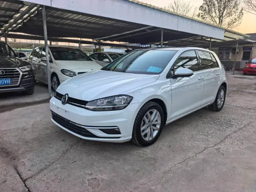 2018 Volkswagen Golf 1.6L 110HP L4 6AT