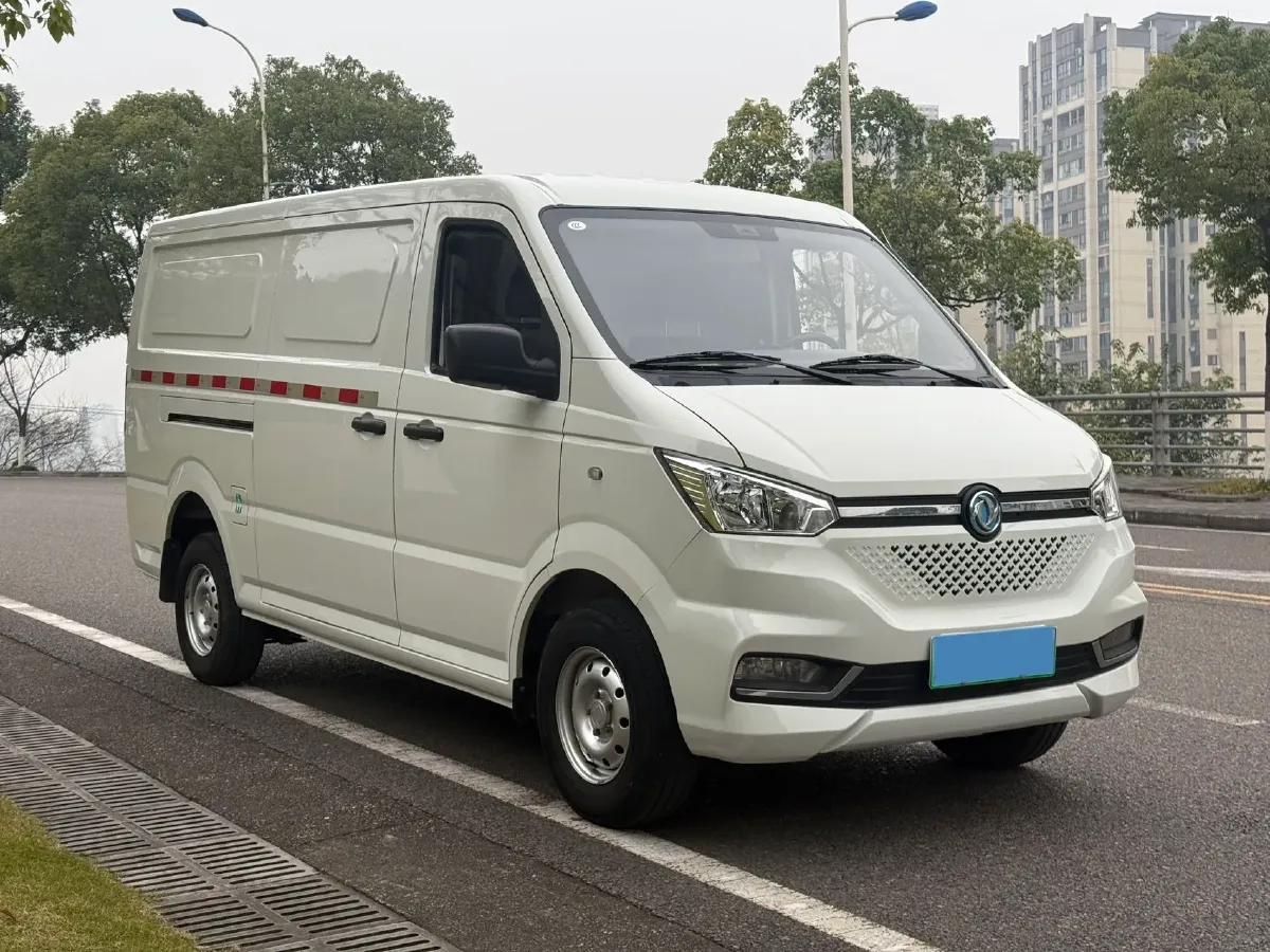 2020 MAXUS XinTu EV90 BEV 72KWH,autocango,china used car exporter,china ev exporter,chinese used car exporter,chinese used ev exporter