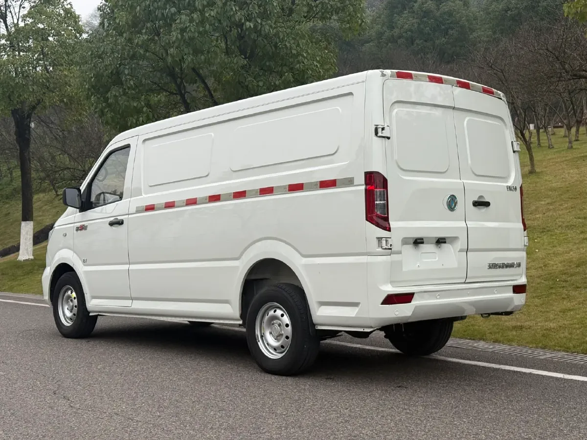 2020 MAXUS XinTu EV90 BEV 72KWH,autocango,china used car exporter,china ev exporter,chinese used car exporter,chinese used ev exporter