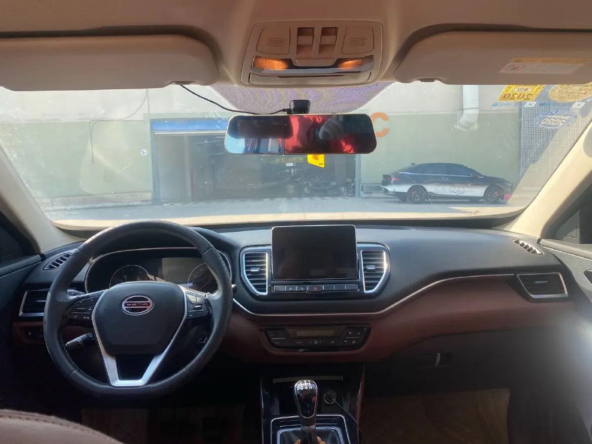 2018 FAW Senia R9 1.2T 143HP L4 5MT,autocango,china used car exporter,china ev exporter,chinese used car exporter,chinese used ev exporter