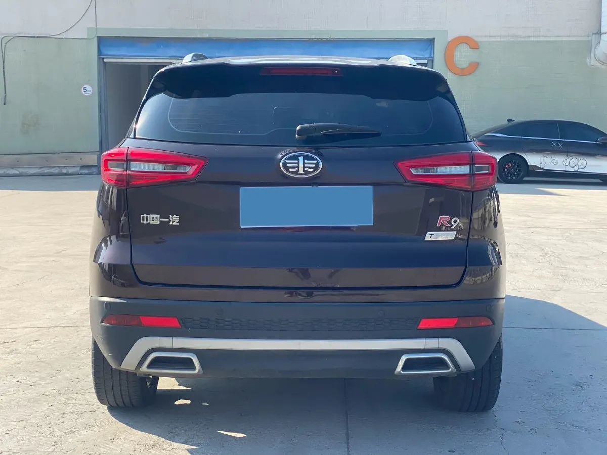 2018 FAW Senia R9 1.2T 143HP L4 5MT,autocango,china used car exporter,china ev exporter,chinese used car exporter,chinese used ev exporter