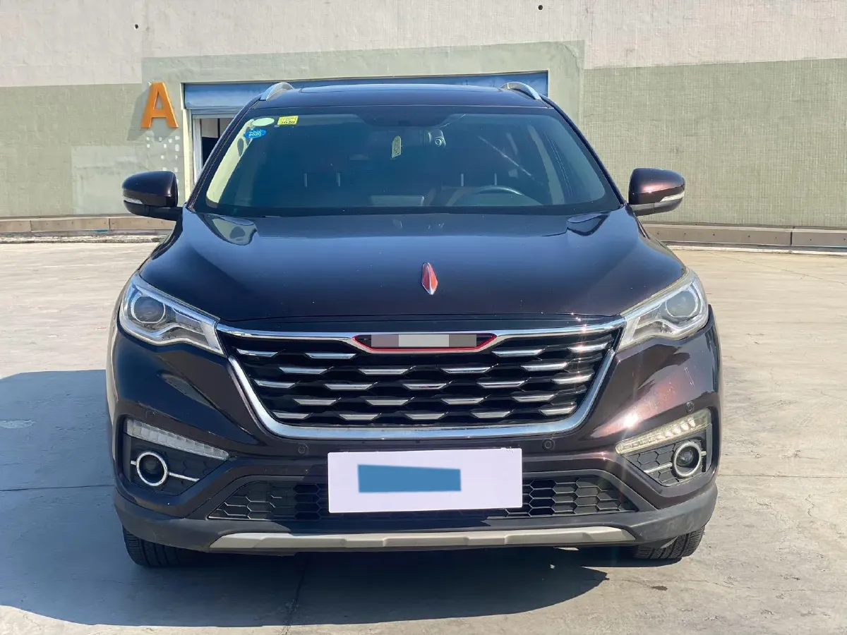 2018 FAW Senia R9 1.2T 143HP L4 5MT,autocango,china used car exporter,china ev exporter,chinese used car exporter,chinese used ev exporter