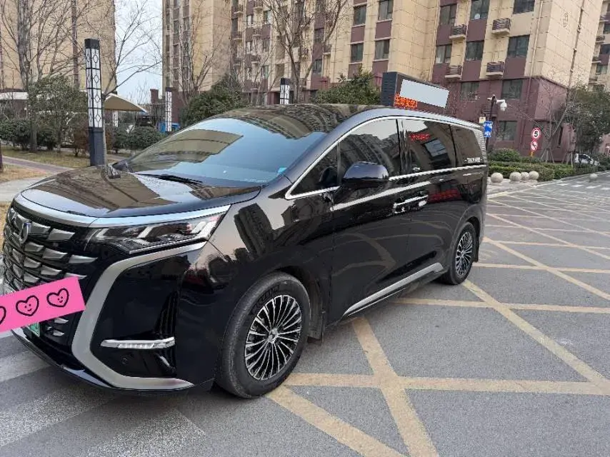 2022 HongQi HS7 3.0T 337HP V6 8AT