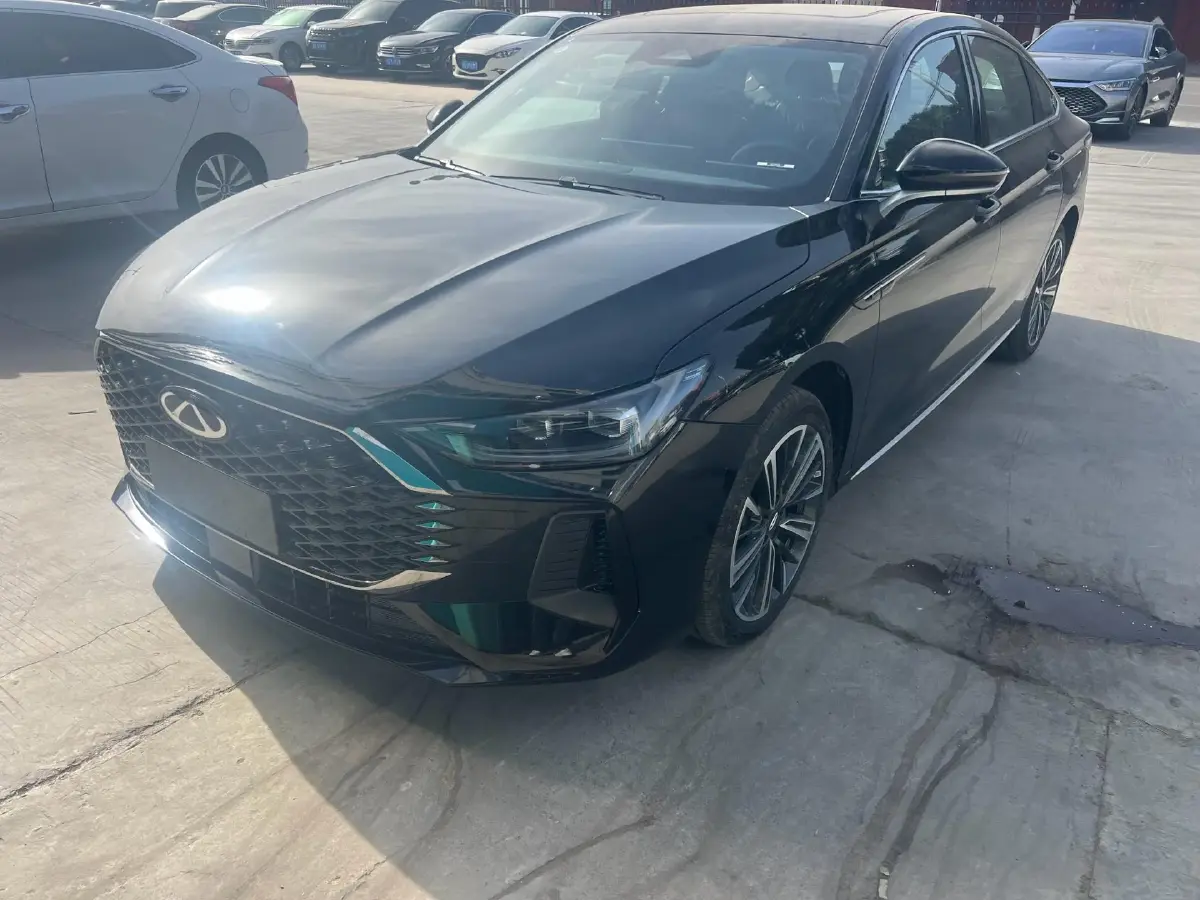 2025 Chery Arrizo 8 1.6T 197HP L4 7DCT