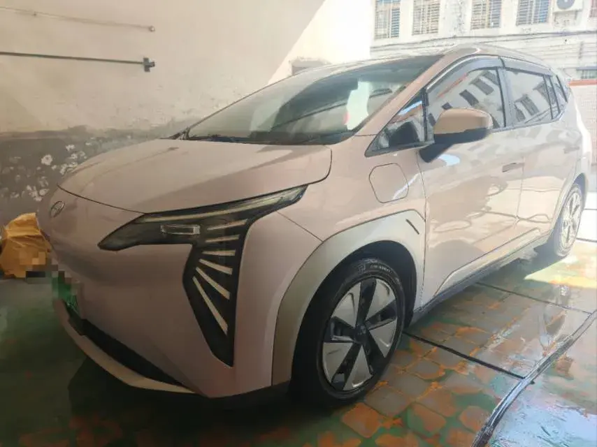 2023 Everus VE-1 BEV 61.3KWH