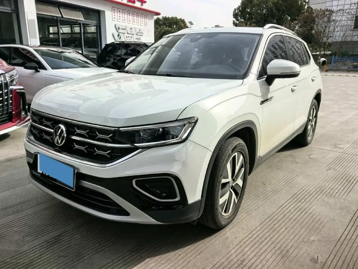 2024 Volkswagen Tayron 2.0T 186HP L4 7DCT