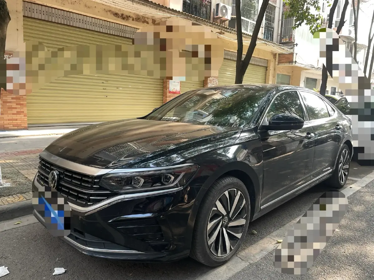 2024 Volkswagen Passat 2.0T 220HP L4 7DCT