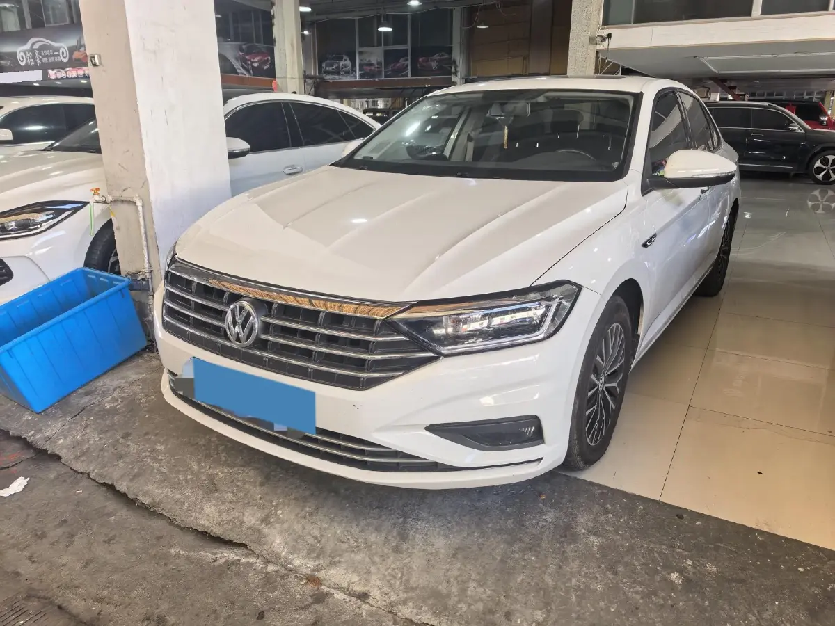 2020 Volkswagen Sagitar 1.4T 150HP L4 7DCT