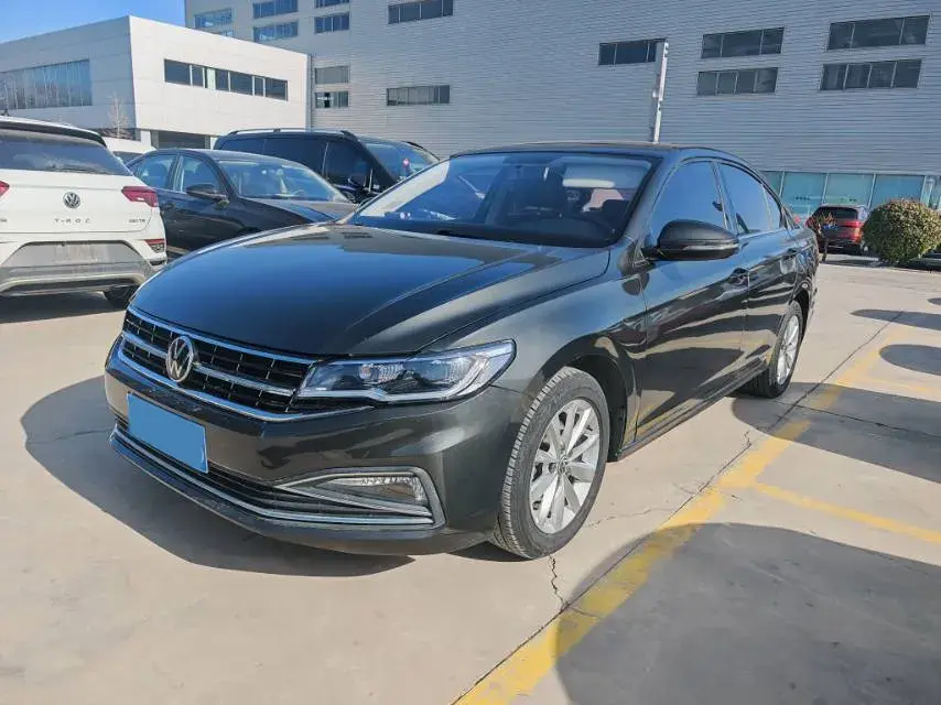 2021 Volkswagen Bora 1.5L 113HP L4 6AT