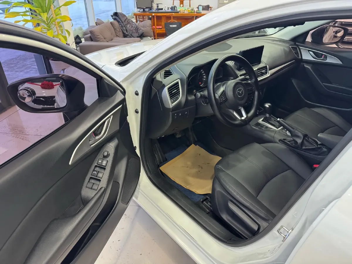 2017 Mazda 3 Axela 1.5L 117HP L4 6AT,autocango,china used car exporter,china ev exporter,chinese used car exporter,chinese used ev exporter