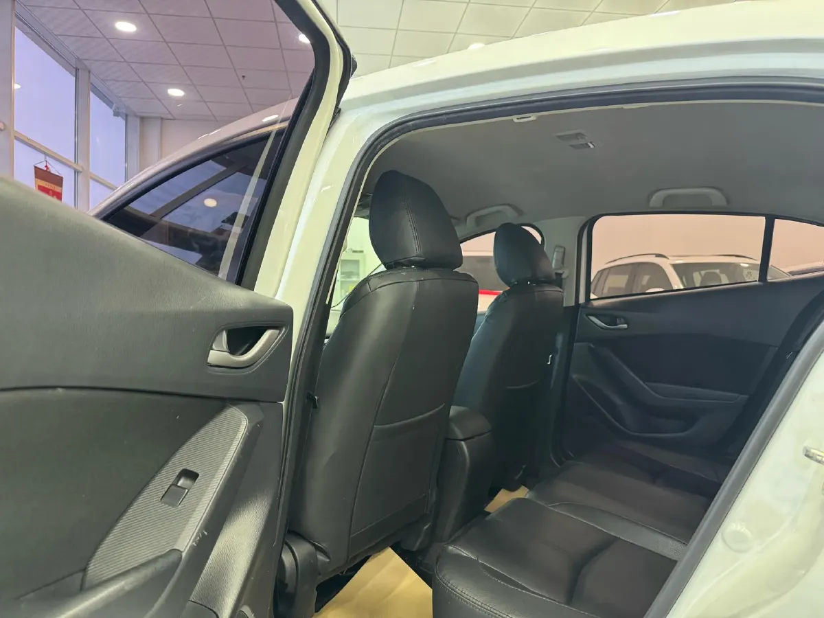 2017 Mazda 3 Axela 1.5L 117HP L4 6AT,autocango,china used car exporter,china ev exporter,chinese used car exporter,chinese used ev exporter