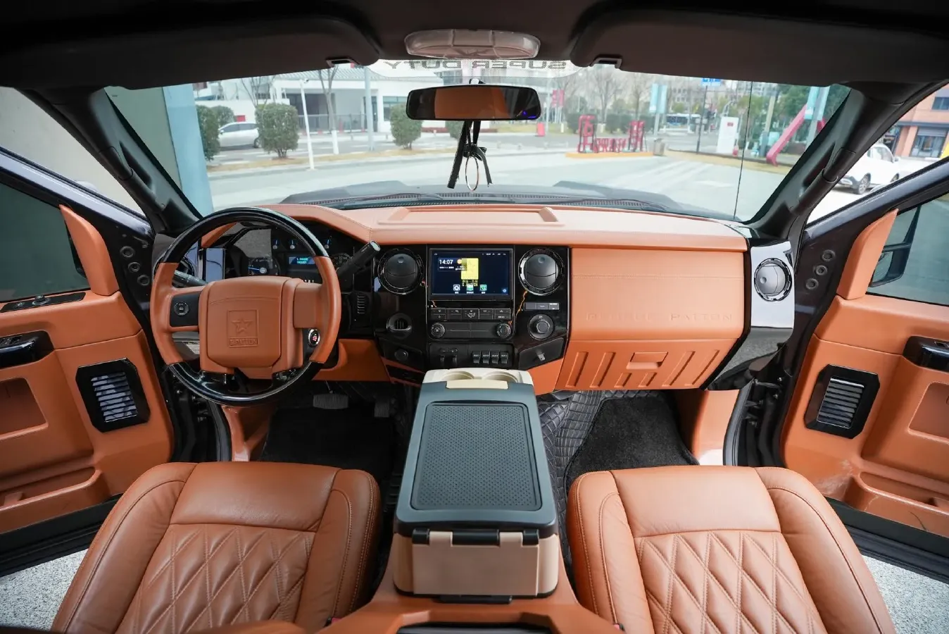 2011 Aston Martin DB9 6.0L 476HP V12 6AT,autocango,china used car exporter,china ev exporter,chinese used car exporter,chinese used ev exporter