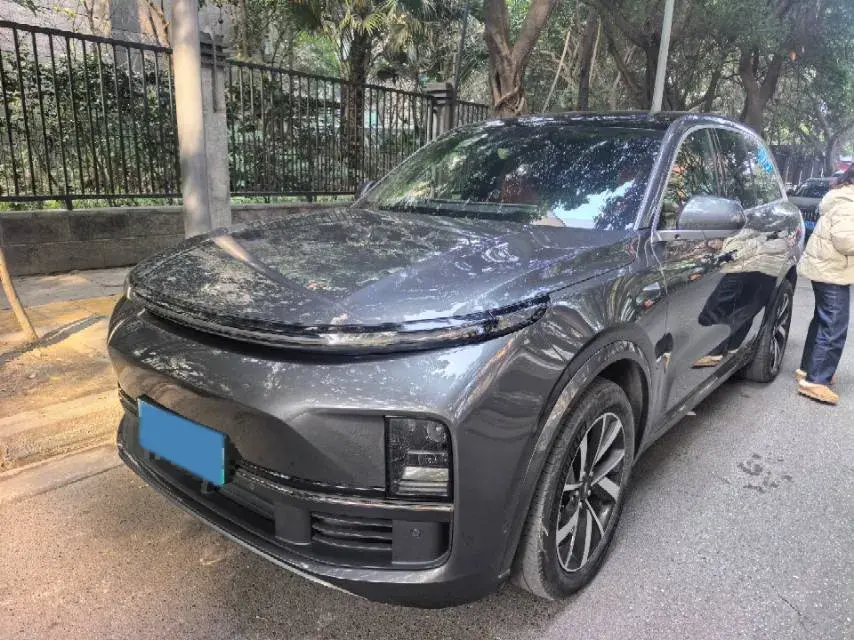 2023 Li L8 Range Extended 154HP REEV 40.9KWH