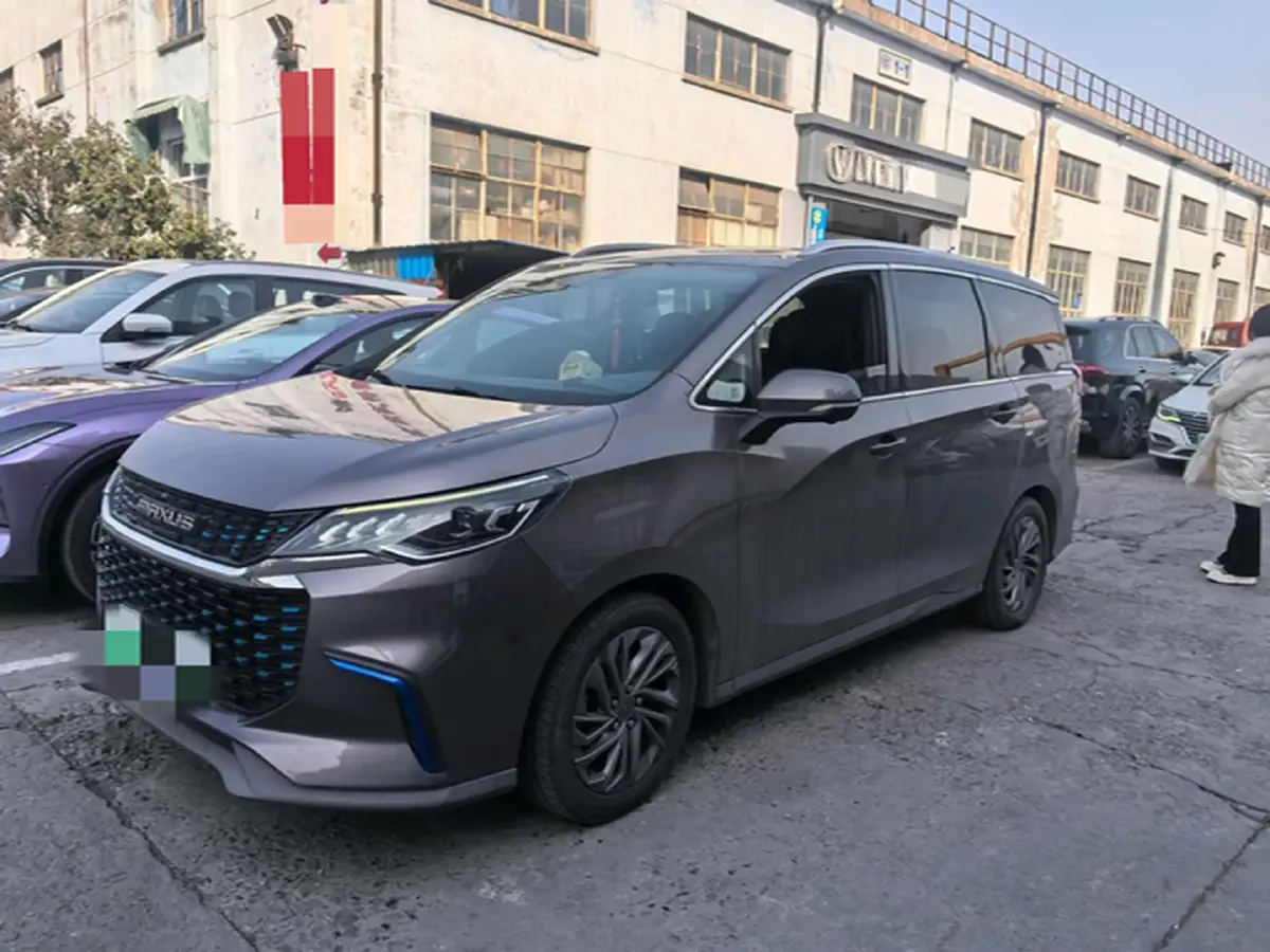 2020 HuangHai N3 2.4T 218HP L4 6MT