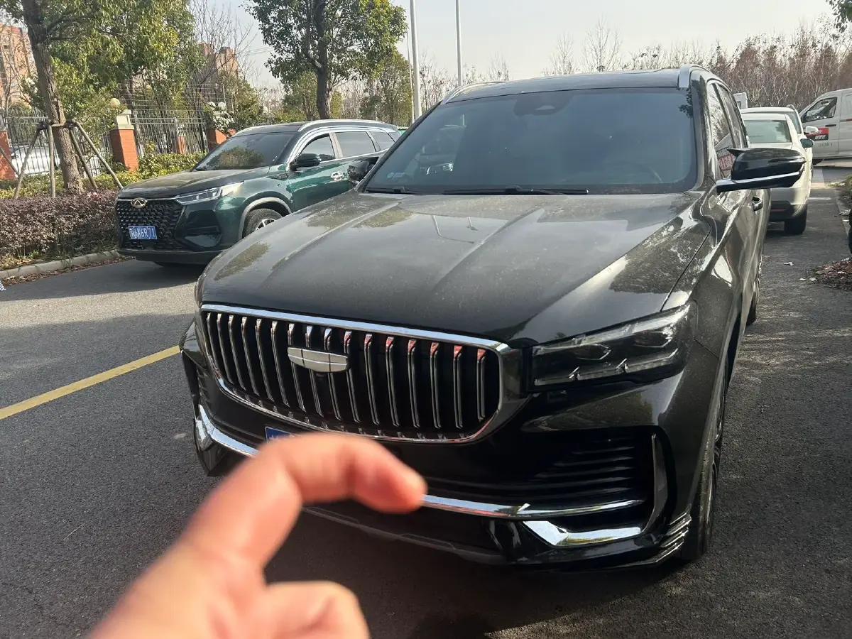 2025 Geely Monjaro 2.0T 238HP L4 8AT