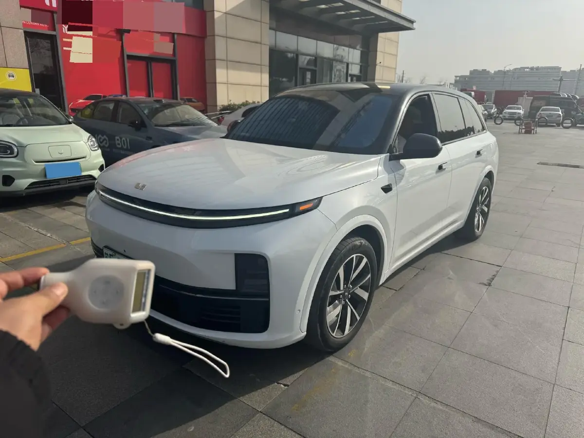 2023 Li L7 Range Extended 154HP REEV 40.9KWH