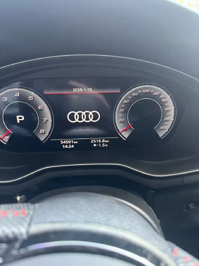 2021 Audi A4 2.0T 204HP L4 7DCT,autocango,china used car exporter,china ev exporter,chinese used car exporter,chinese used ev exporter