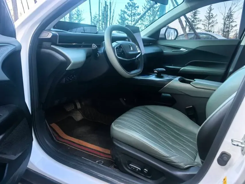 2023 ChangAn Oshan Z6 1.5T 188HP L4 7DCT,autocango,china used car exporter,china ev exporter,chinese used car exporter,chinese used ev exporter