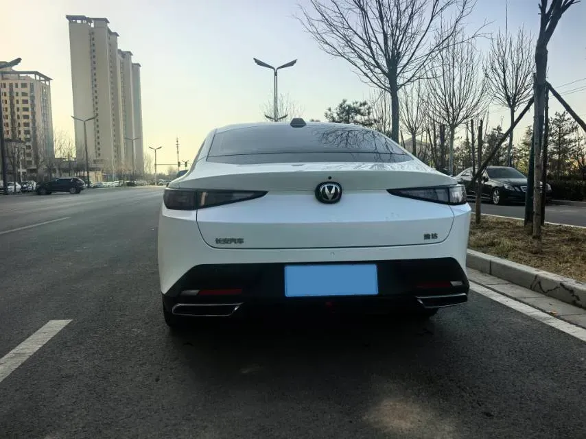 2023 ChangAn Oshan Z6 1.5T 188HP L4 7DCT,autocango,china used car exporter,china ev exporter,chinese used car exporter,chinese used ev exporter