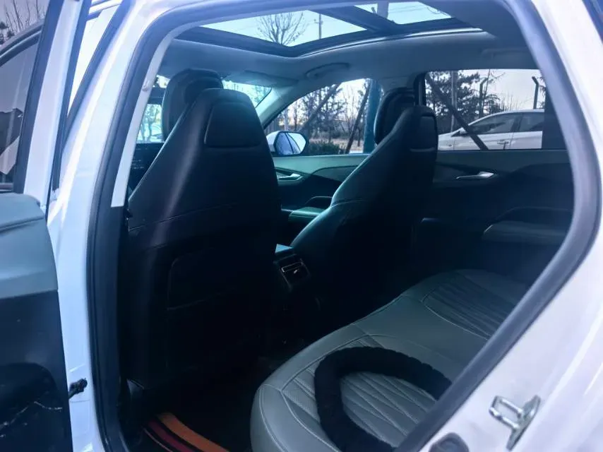 2023 ChangAn Oshan Z6 1.5T 188HP L4 7DCT,autocango,china used car exporter,china ev exporter,chinese used car exporter,chinese used ev exporter