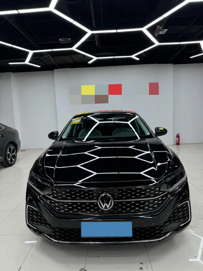 2026 Volkswagen Passat 2.0T 220HP L4 7DCT,autocango,china used car exporter,china ev exporter,chinese used car exporter,chinese used ev exporter