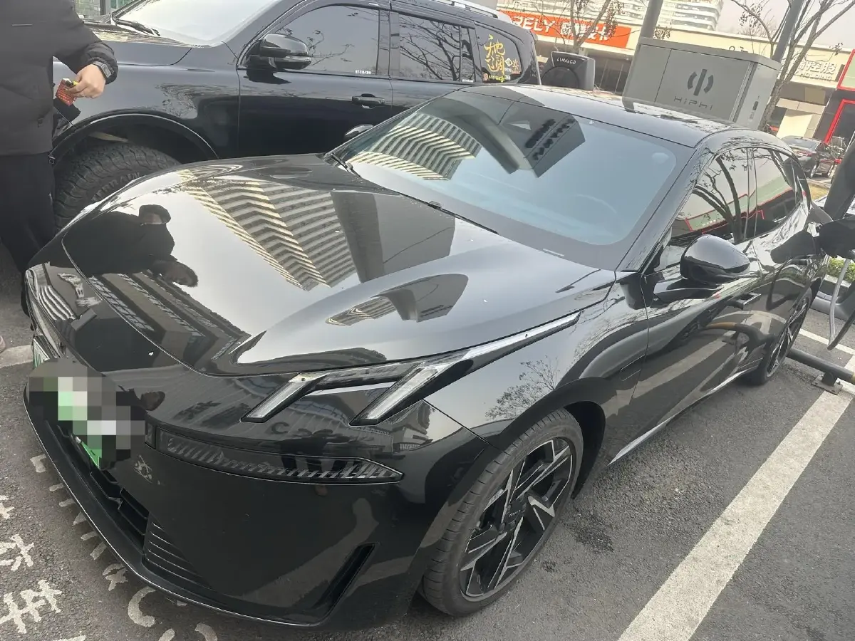 2024 LYNK&CO 07 EM-P 1.5T 163HP L4 3DHT PHEV 18.99KWH