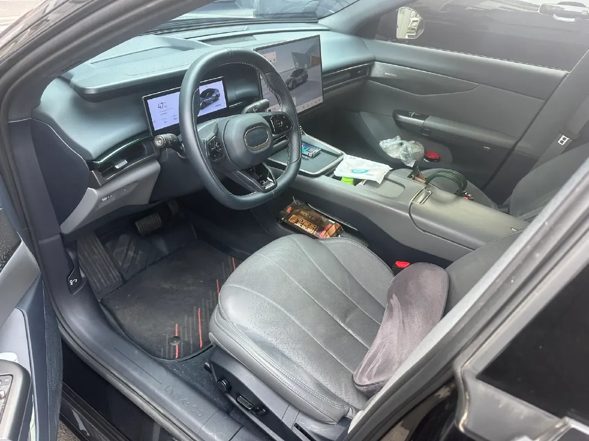 2024 LYNK&CO 07 EM-P 1.5T 163HP L4 3DHT PHEV 18.99KWH,autocango,china used car exporter,china ev exporter,chinese used car exporter,chinese used ev exporter