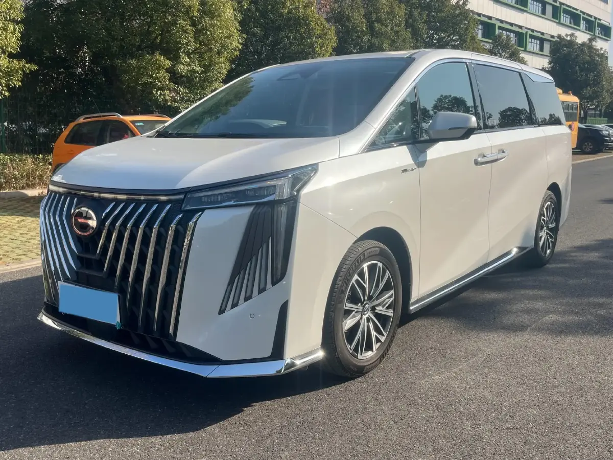 2024 GAC Trumpchi M8 2.0T 190HP L4 2DHT Hybrid