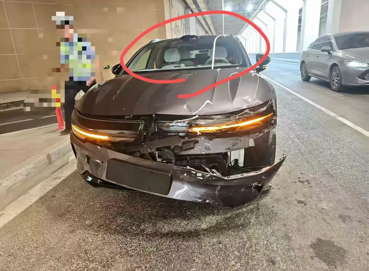 2025 Zeekr 007GT BEV 100.01KWH,autocango,china used car exporter,china ev exporter,chinese used car exporter,chinese used ev exporter