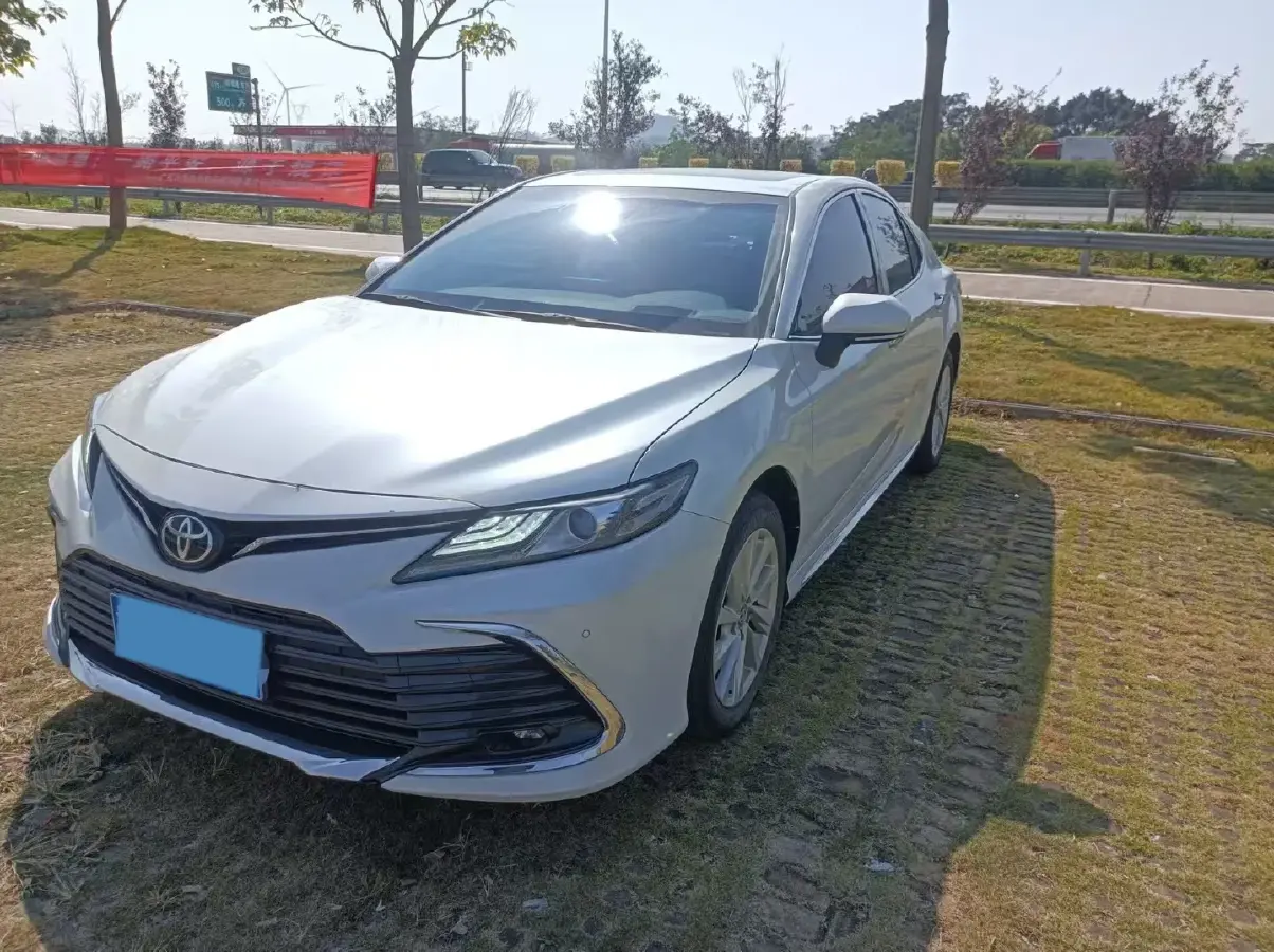 2023 Toyota Camry 2.0L 177HP L4 CVT