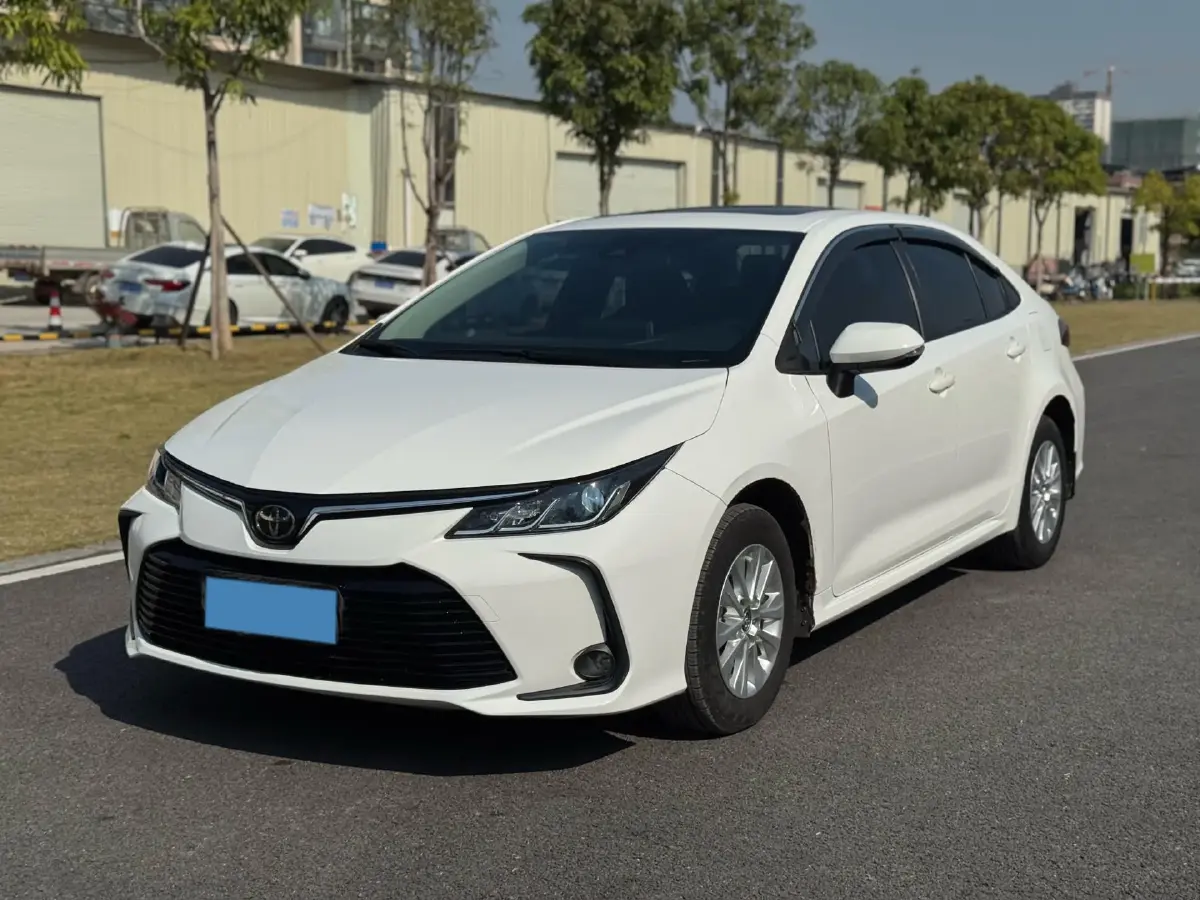 2019 Toyota Corolla 1.2T 116HP L4 CVT