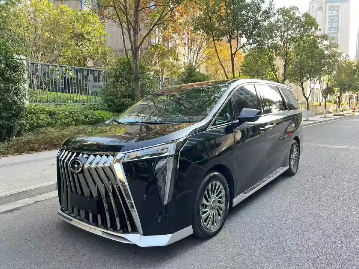 2023 GAC Trumpchi M8 2.0T 252HP L4 8AT