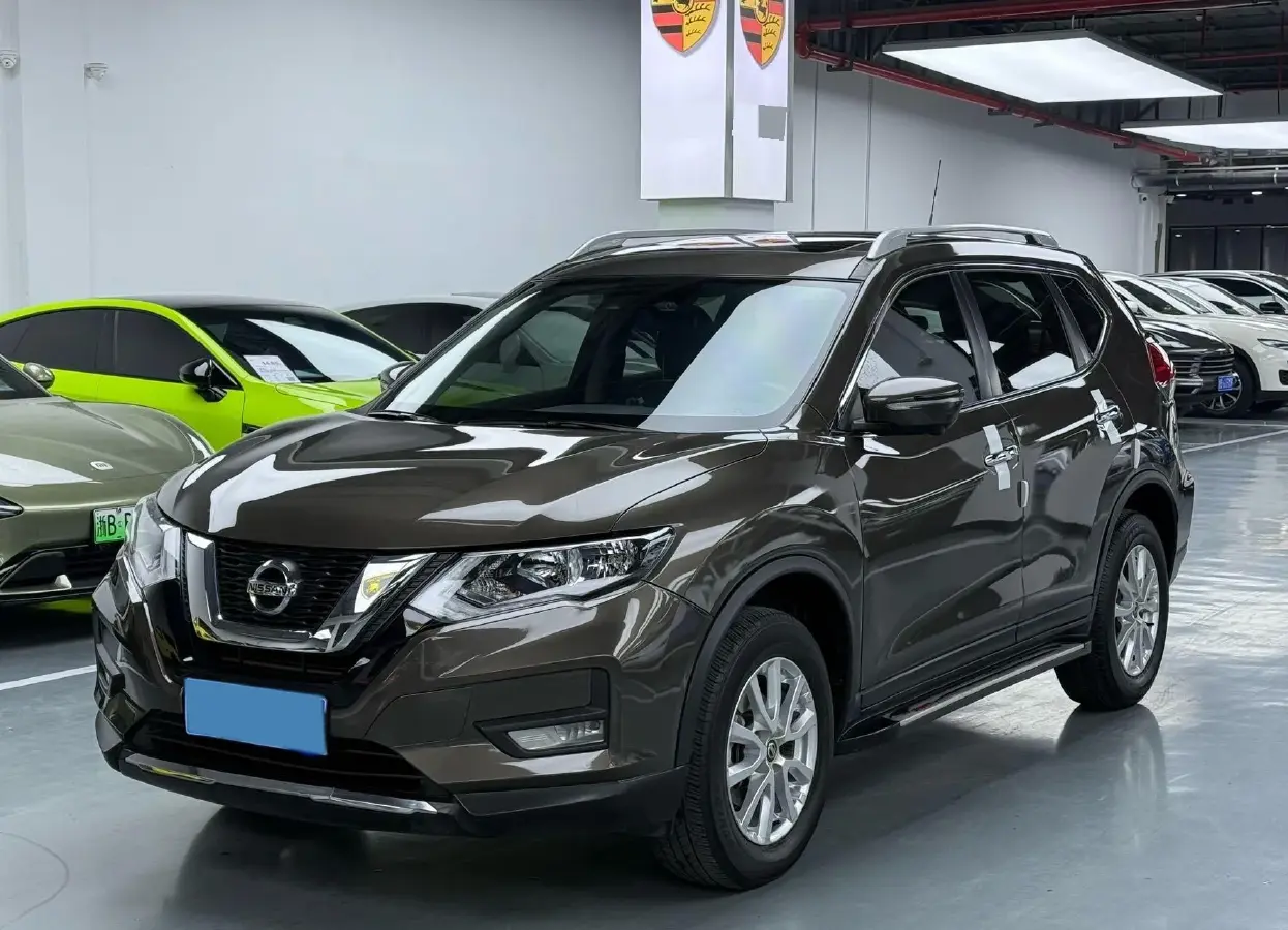 2021 Nissan X-Trail 2.0L 151HP L4 CVT