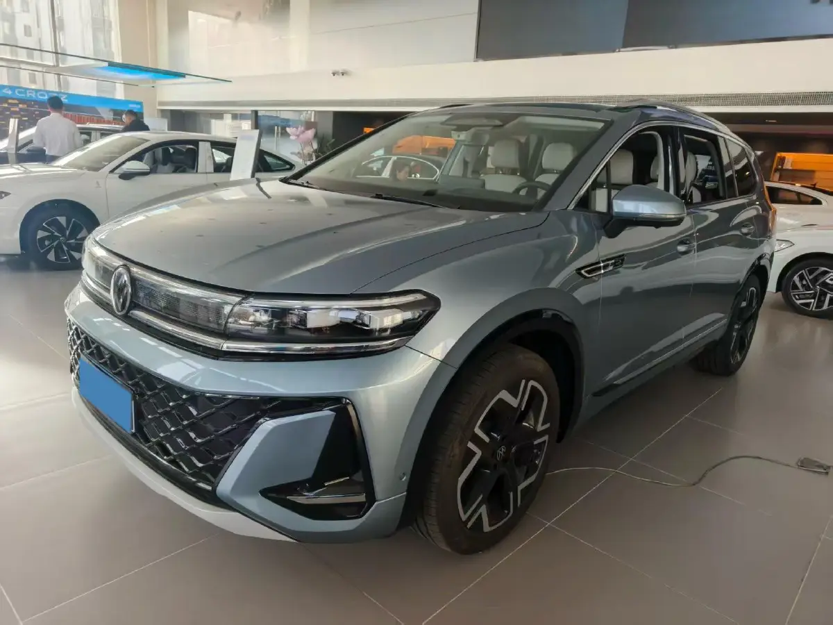 2026 Volkswagen Talagon 2.0T 272HP L4 7DCT