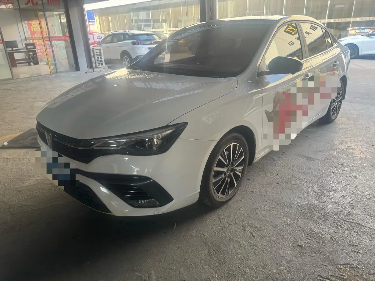 2021 Roewe i5 1.5L 120HP L4 CVT