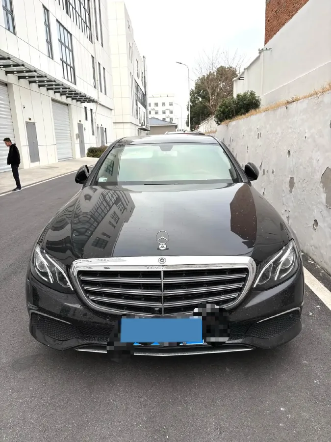 2020 Mercedes-Benz E Class 2.0T 258HP L4 9AT,autocango,china used car exporter,china ev exporter,chinese used car exporter,chinese used ev exporter