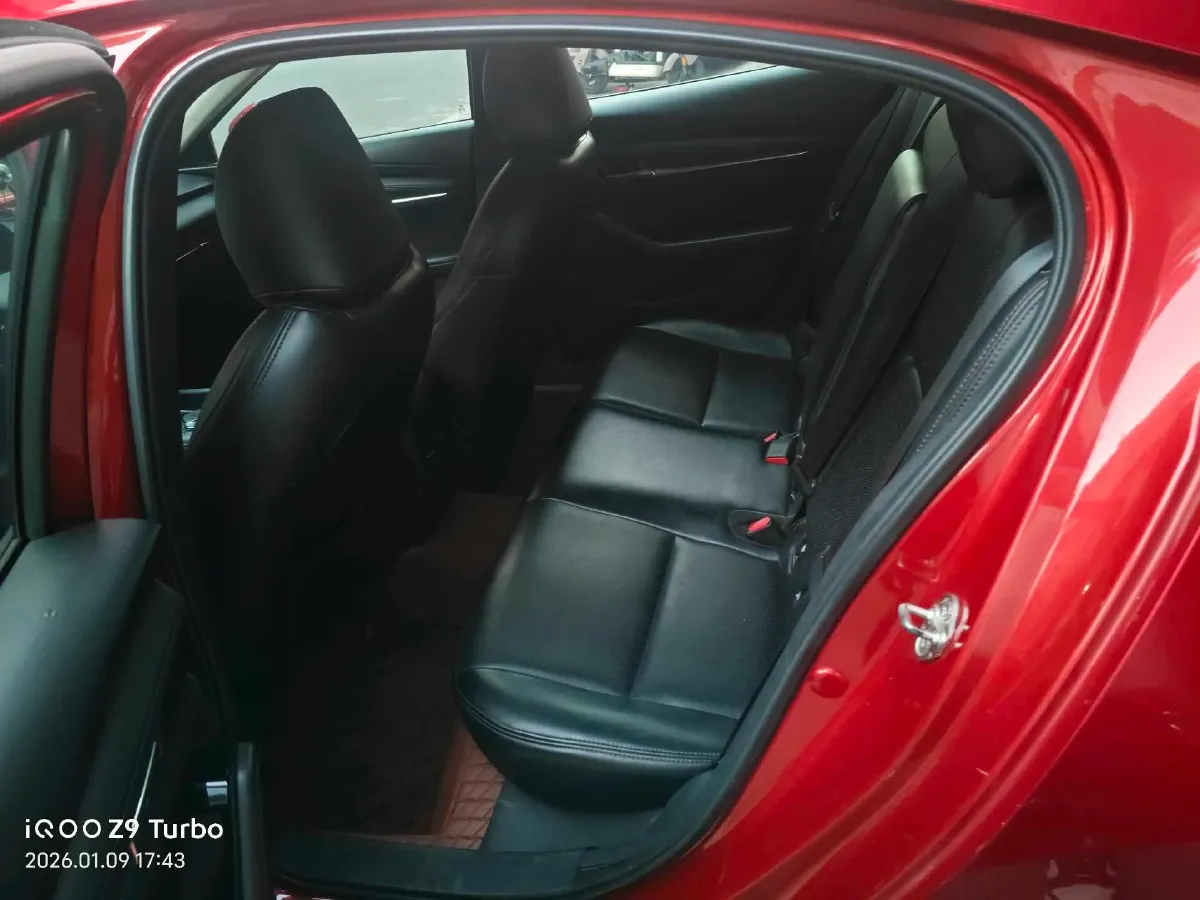 2021 Mazda 3 Axela 2.0L 158HP L4 6AT,autocango,china used car exporter,china ev exporter,chinese used car exporter,chinese used ev exporter