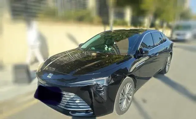 2023 Buick Larcosse 2.0T 237HP L4 9AT