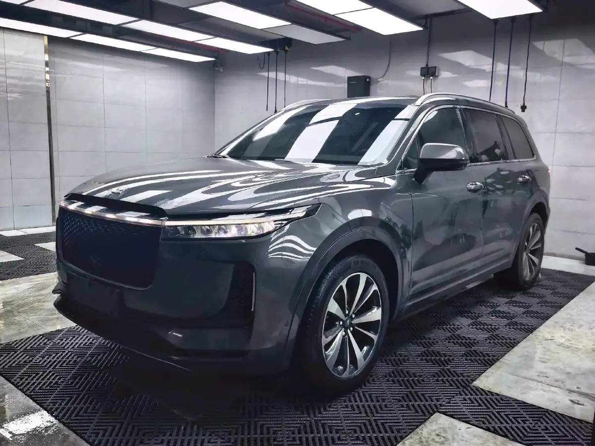 2020 Li ONE Range Extended 131HP REEV 40.5KWH