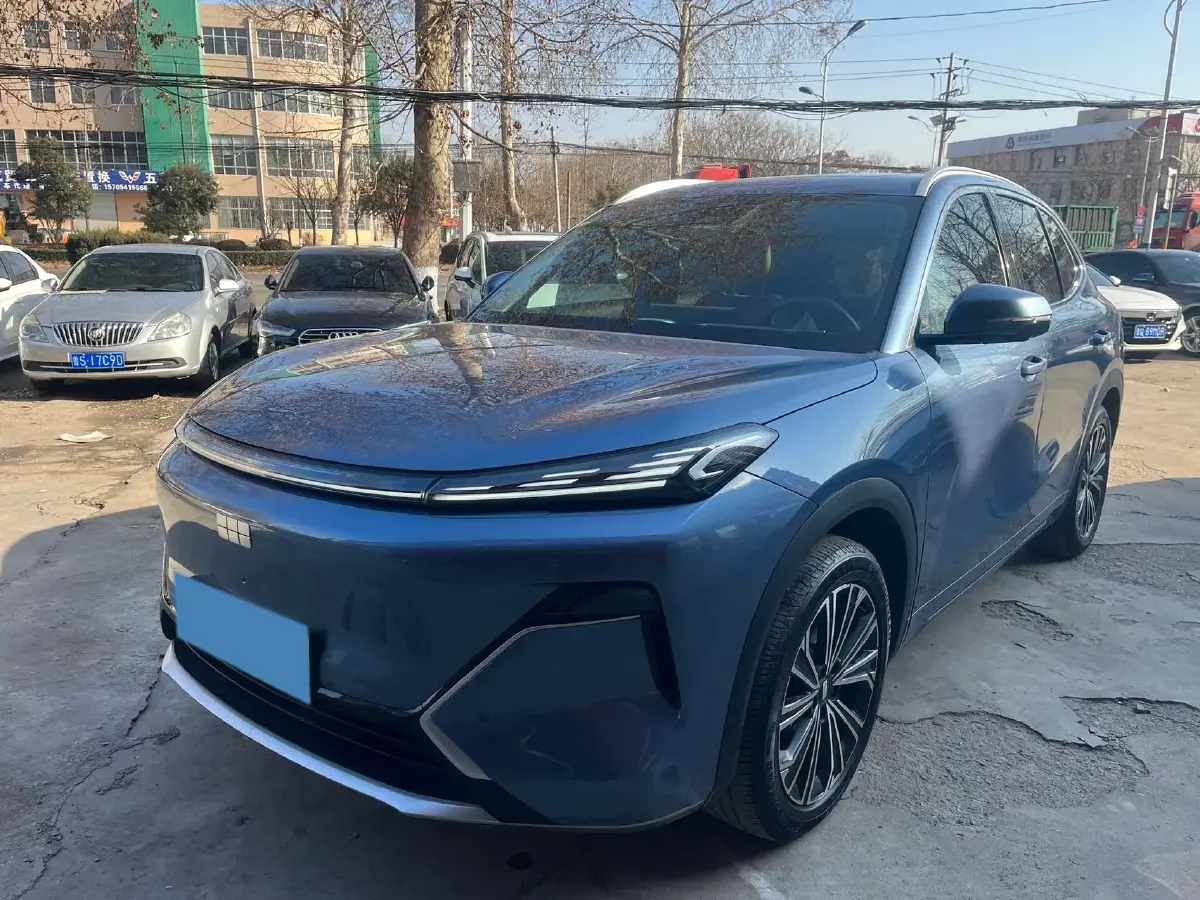 2025 BYD Sea Lion 05 DM-i 1.5L 101HP L4 E-CVT PHEV 18.3KWH